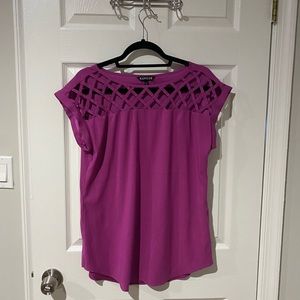 Fuchsia express short sleeve shirt size medium